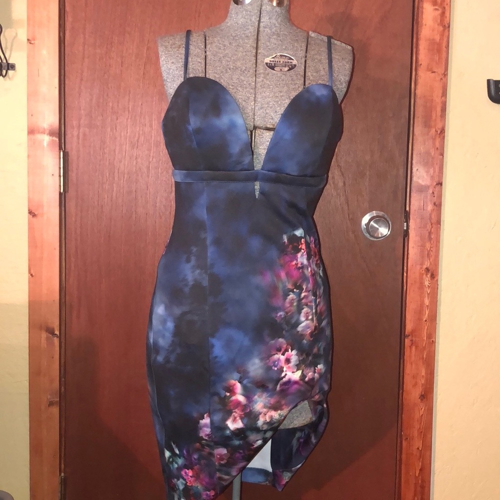 Women’s dress